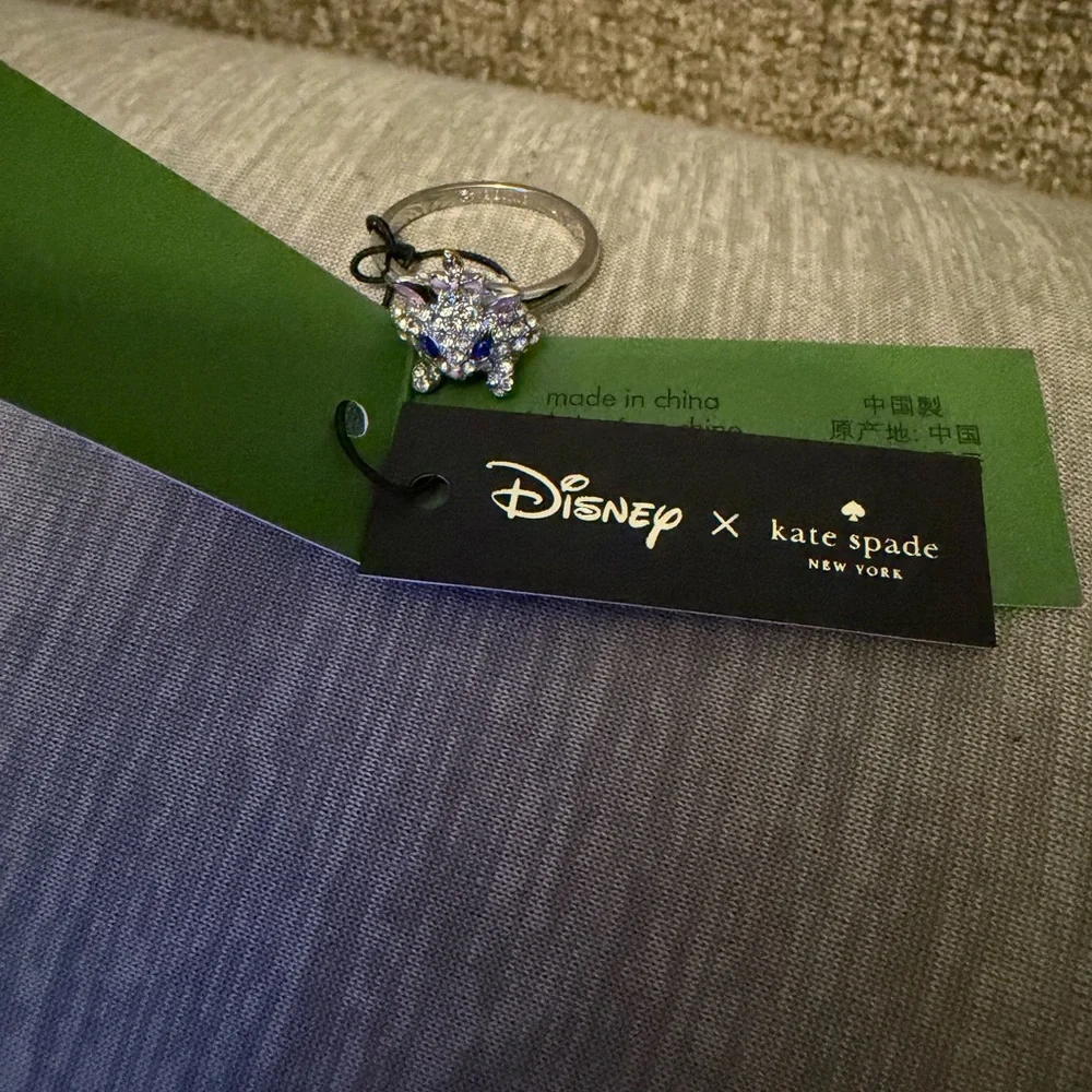 Kate Spade & Disney silver ring with pink, blue & rhinestone Aristocat Marie - Picture 3 of 4